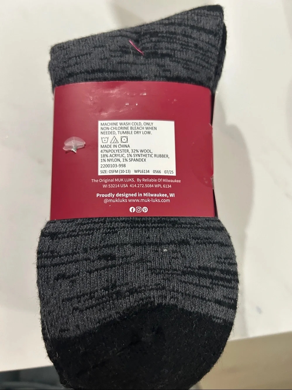 Muk Luks Men's Gray Wool Blend Boot Socks